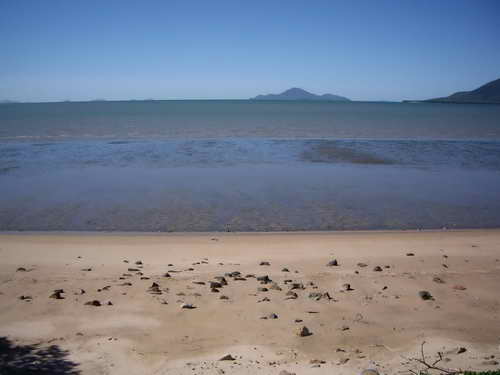 cardwell-beach-e28093-bruce-highway cardwell-beach-e28093-bruce-highway